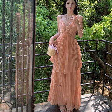 And Sexy Hanging Neck Sling Dress Summer Temperament High-End Seaside Holiday Dress Waist 100 Folded Skirt